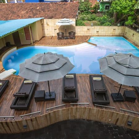 Holiday Goa Hotel Arpora Exterior foto