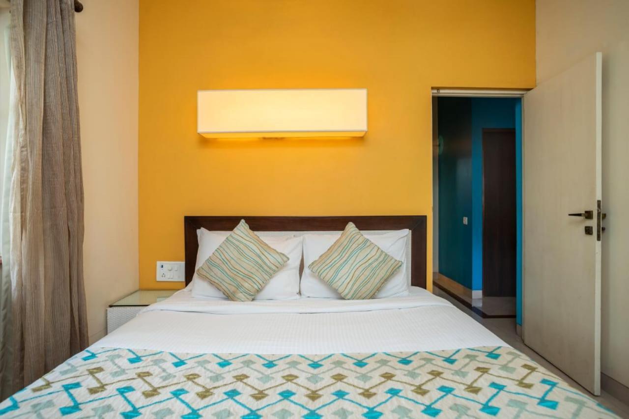 Holiday Goa Hotel Arpora Exterior foto